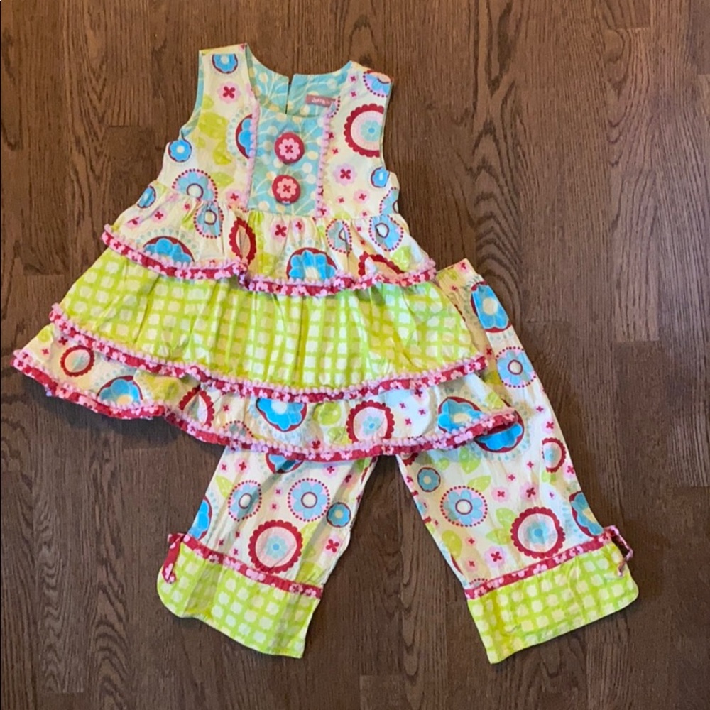 Jelly the Pug Outfit